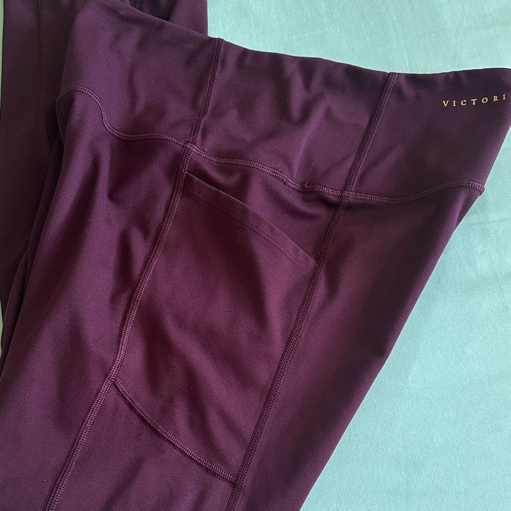 EUC - Victoria Secret Burgundy Leggings - Picture 4 of 4
